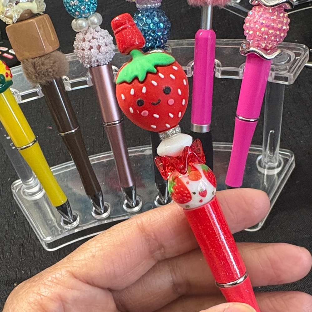 🍓 Strawberry Pen  🍓
